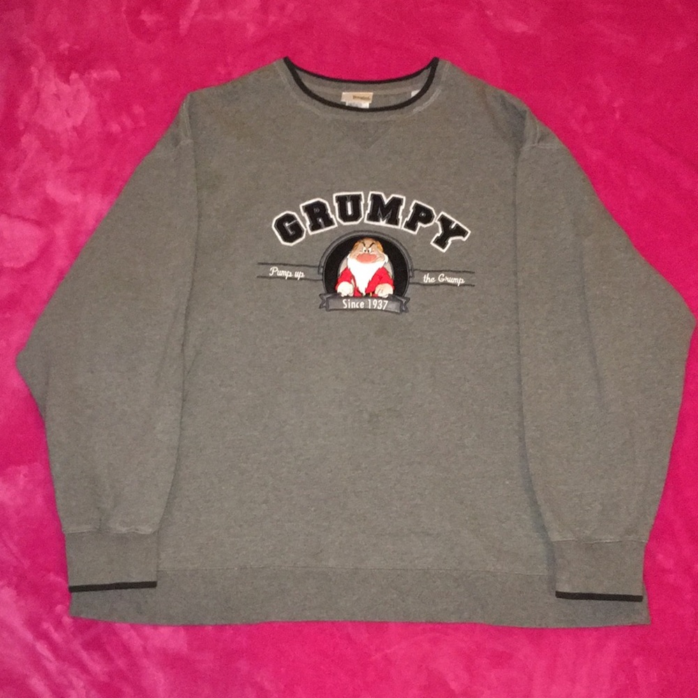 Disney men’s Grumpy pullover